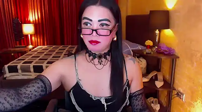 Snapshot of BigCockJewel chatting on February 12, 2025, 1:27 pm BigCockJewel online show from February 12, 2025, 1:27 pm