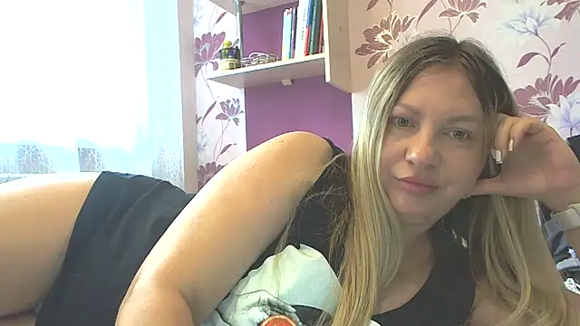 AmandaSexyHotAss20 online show from July 25, 2026, 9:40 am