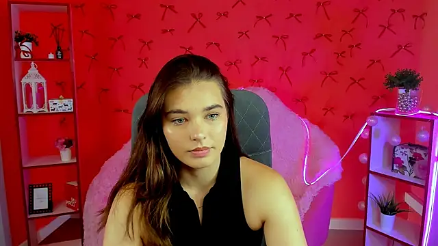 Snapshot of KristinaFairfax chatting on July 24, 2026, 10:24 am KristinaFairfax online show from July 24, 2026, 10:24 am