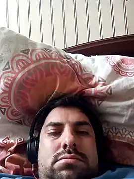 robredoj online show from October 5, 2025, 2:04 pm