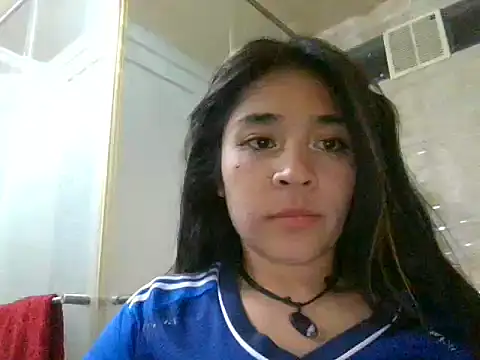 Snapshot of analuke7 chatting on July 29, 2026, 3:15 am analuke7 online show from July 29, 2026, 3:15 am