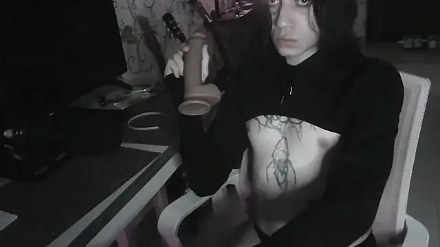 Kira UwU 666 online show from July 27, 2026, 8:49 pm