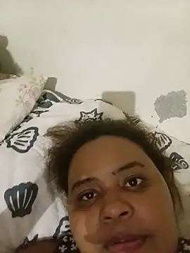 cachorra123 online show from July 25, 2026, 2:42 am