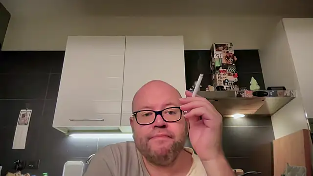 theitalianbear online show from October 2, 2025, 2:40 am