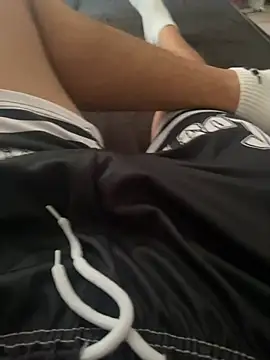 caramel1131 online show from July 26, 2026, 12:01 pm