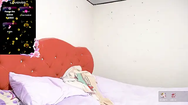 sexy jhoan88 online show from March 31, 2026, 1:55 pm