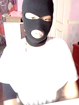 prettymeeeeeee online show from August 5, 2026, 12:41 pm
