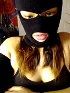 prettymeeeeeee online show from August 6, 2026, 10:50 am