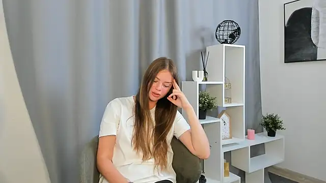 DarcieTegenkamp online show from August 1, 2026, 12:04 pm