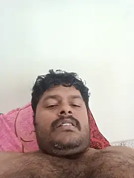 Snapshot of yourmlll chatting on July 31, 2026, 8:14 am yourmlll online show from July 31, 2026, 8:14 am