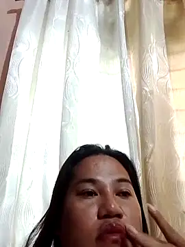 Andrea0414 online show from June 14, 2026, 11:40 pm
