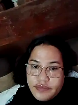 Andrea0414 online show from July 16, 2026, 4:18 am
