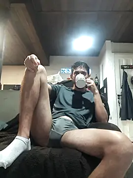 Snapshot of Juansilvajr chatting on August 3, 2026, 9:48 am Juansilvajr online show from August 3, 2026, 9:48 am