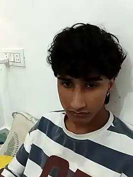 Snapshot of Innocent_kush chatting on July 31, 2026, 1:43 pm Innocent kush online show from July 31, 2026, 1:43 pm