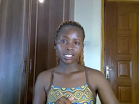 sexycatalina245 online show from August 5, 2026, 10:07 am