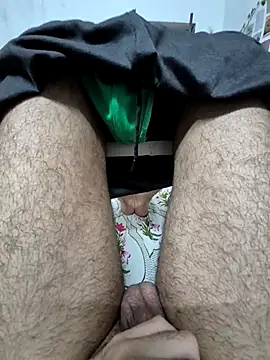 desiguytall online show from August 4, 2026, 3:32 am