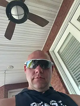 kinkyjorge89 online show from August 5, 2026, 1:47 pm