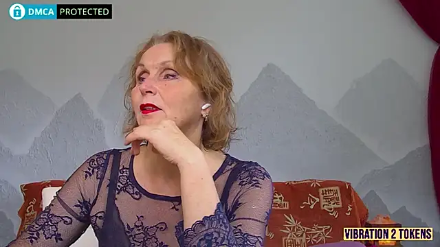 Snapshot of sourceSatisfaction chatting on October 13, 2025, 5:40 am sourceSatisfaction online show from October 13, 2025, 5:40 am