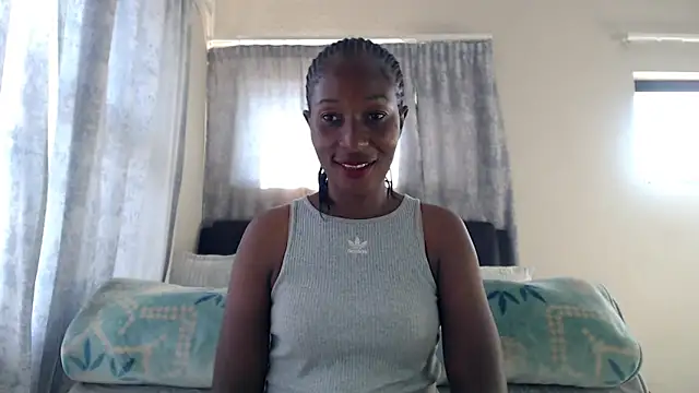 leanna23 online show from April 6, 2026, 6:36 am