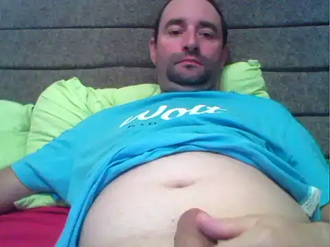 Snapshot of parshivu chatting on October 8, 2025, 3:04 am parshivu online show from October 8, 2025, 3:04 am