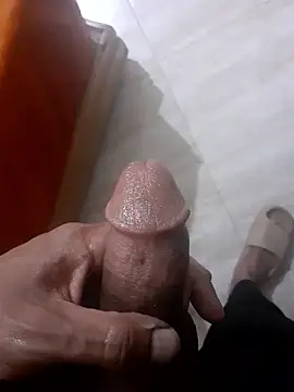 Snapshot of Demillvan chatting on January 11, 2026, 9:03 am Demillvan online show from January 11, 2026, 9:03 am