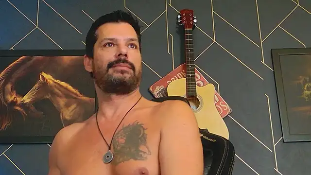 ChrisKox online show from October 8, 2025, 10:18 pm