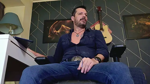 ChrisKox online show from April 3, 2026, 4:43 am