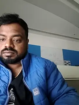 Snapshot of mikki1355 chatting on February 7, 2026, 12:14 am mikki1355 online show from February 7, 2026, 12:14 am