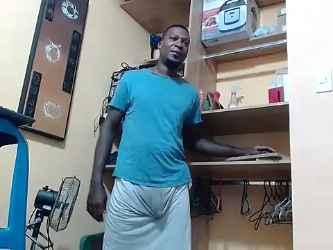 kurtbigcock online show from April 15, 2026, 1:40 pm