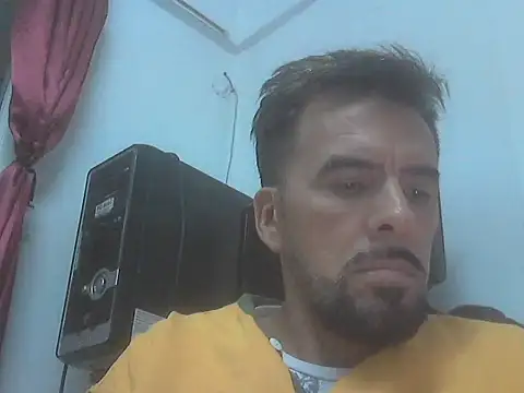 Snapshot of el_principe_hot chatting on October 30, 2025, 1:40 am el principe hot online show from October 30, 2025, 1:40 am