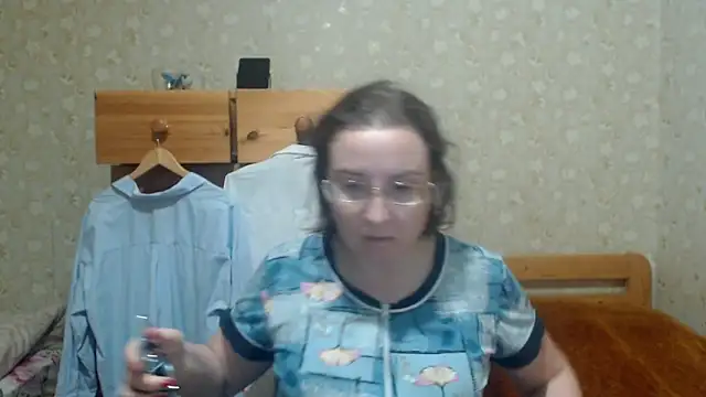 Smart Rose online show from October 31, 2025, 10:55 pm