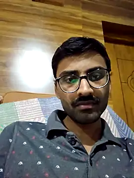 krishna8035 online show from February 12, 2025, 2:10 pm