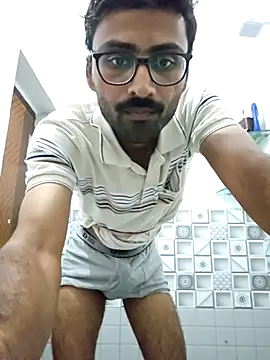 krishna8035 online show from October 28, 2025, 8:29 am