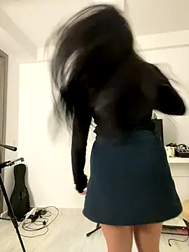 aimi art1 online show from October 3, 2025, 3:14 am