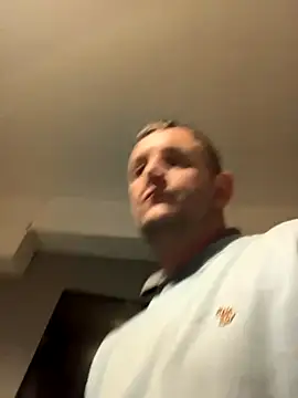 Snapshot of Eddieh2k7 chatting on November 27, 2025, 12:13 am Eddieh2k7 online show from November 27, 2025, 12:13 am