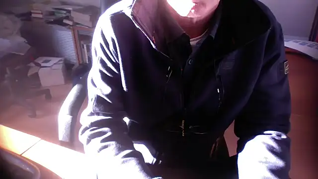 Snapshot of outlaw200 chatting on January 6, 2025, 11:51 am outlaw200 online show from January 6, 2025, 11:51 am