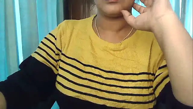 Snapshot of Spandana_Sweety chatting on September 14, 2025, 6:45 am Spandana Sweety online show from September 14, 2025, 6:45 am