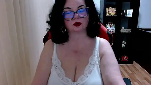 MissTroublle online show from June 17, 2026, 9:45 am