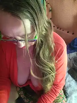 Snapshot of MucMilf59 chatting on March 20, 2026, 10:03 pm MucMilf59 online show from March 20, 2026, 10:03 pm