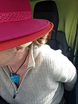 Snapshot of MucMilf59 chatting on March 24, 2026, 9:25 am MucMilf59 online show from March 24, 2026, 9:25 am