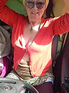 Snapshot of MucMilf59 chatting on March 28, 2026, 1:33 pm MucMilf59 online show from March 28, 2026, 1:33 pm