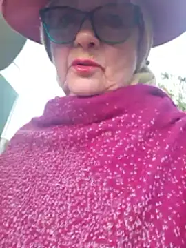 Snapshot of MucMilf59 chatting on March 30, 2026, 6:20 pm MucMilf59 online show from March 30, 2026, 6:20 pm