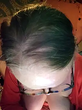 Snapshot of MucMilf59 chatting on April 6, 2026, 7:26 pm MucMilf59 online show from April 6, 2026, 7:26 pm