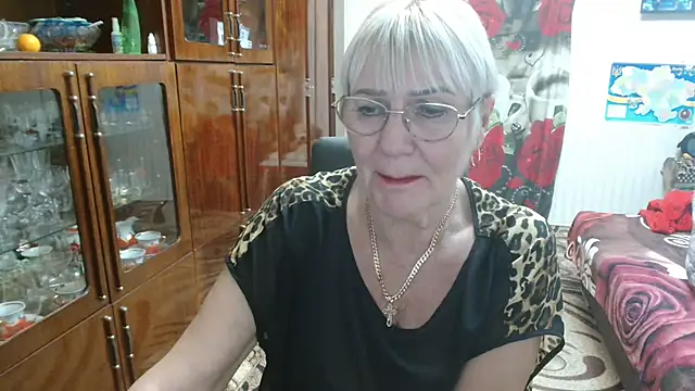 JenaCheim online show from November 30, 2025, 9:19 pm