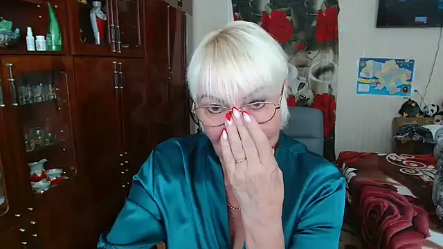 Snapshot of JenaCheim chatting on June 25, 2026, 7:13 am JenaCheim online show from June 25, 2026, 7:13 am