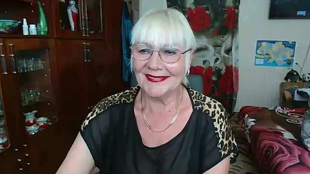 Snapshot of JenaCheim chatting on June 30, 2026, 5:30 am JenaCheim online show from June 30, 2026, 5:30 am