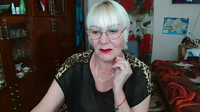 Snapshot of JenaCheim chatting on July 8, 2026, 5:56 am JenaCheim online show from July 8, 2026, 5:56 am