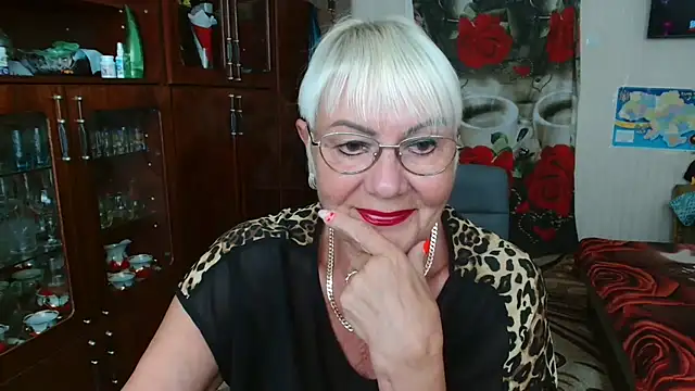 Snapshot of JenaCheim chatting on July 27, 2026, 5:58 am JenaCheim online show from July 27, 2026, 5:58 am