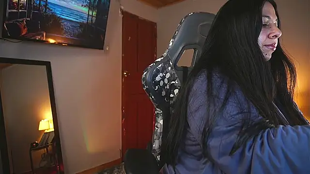 Snapshot of coraline_latin chatting on April 28, 2026, 12:32 pm coraline latin online show from April 28, 2026, 12:32 pm