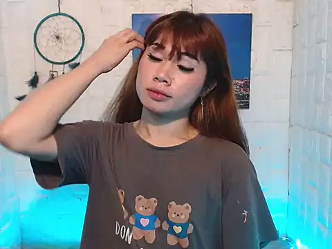 Snapshot of urasian_shirley21 chatting on February 15, 2026, 1:24 am urasian shirley21 online show from February 15, 2026, 1:24 am